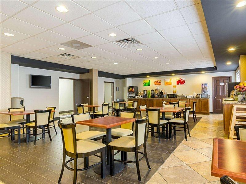 Holiday Inn & Suites Richmond West End, An Ihg Hotel Henrico Exterior photo