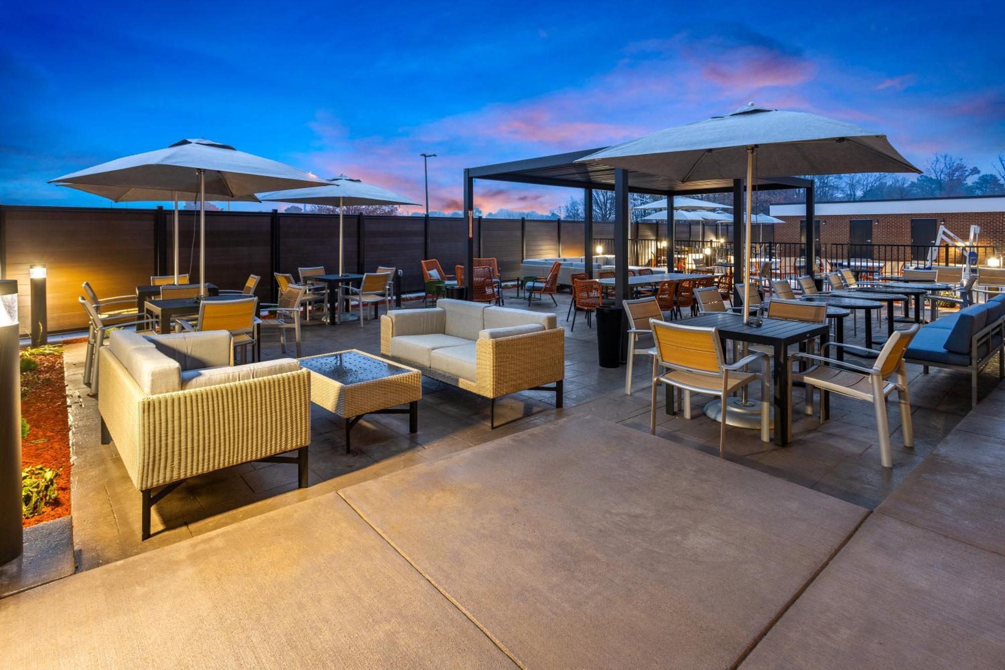 Holiday Inn & Suites Richmond West End, An Ihg Hotel Henrico Exterior photo