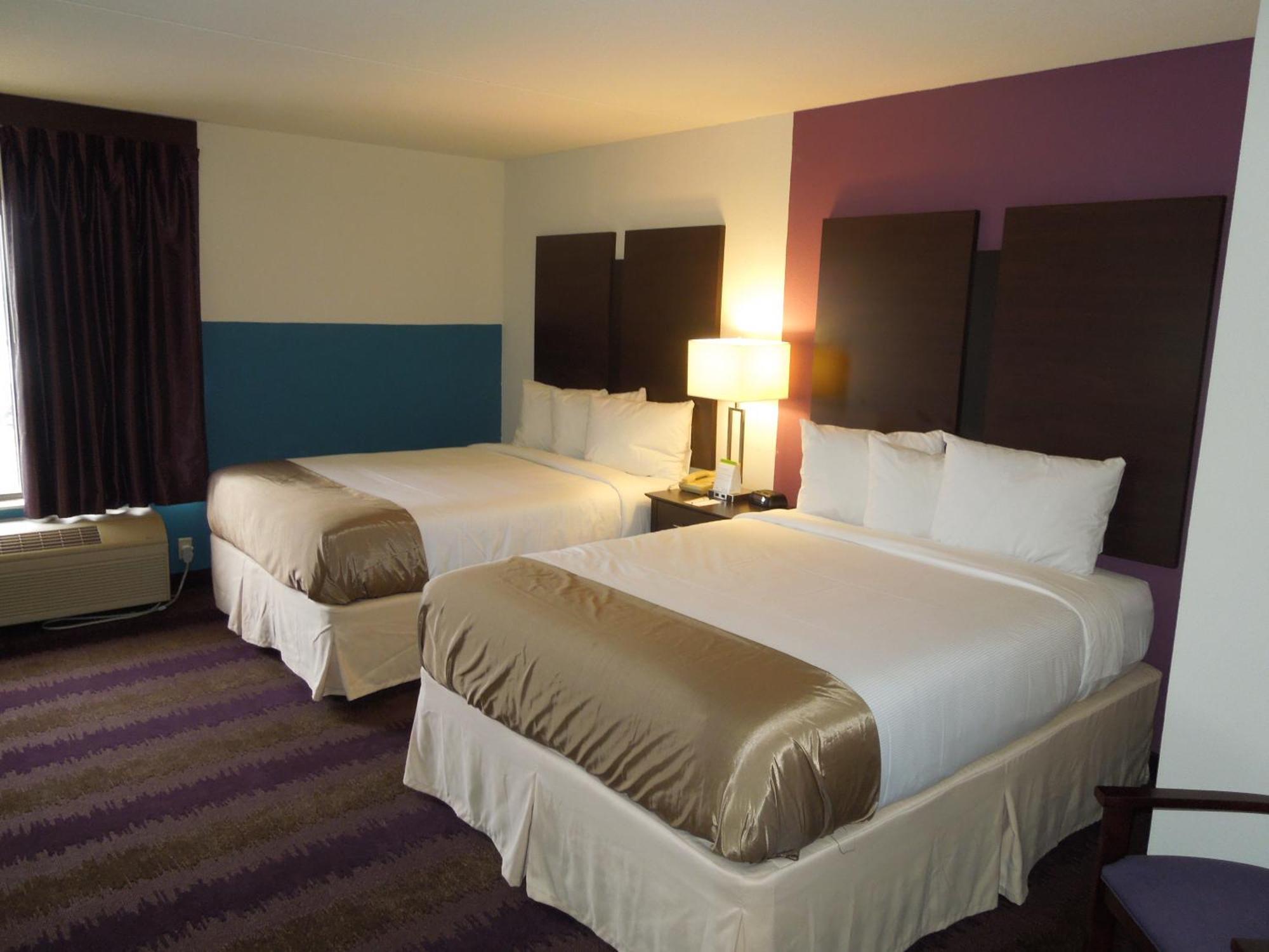 Holiday Inn & Suites Richmond West End, An Ihg Hotel Henrico Exterior photo